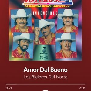 Meet your Posher, Claudia